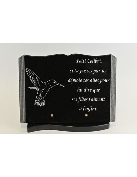 livre mortuaire en marbre noir et granit sur socle avec gravure poème et colibri