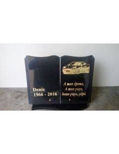livre funéraire avec séparation  en granit  en noir fin avec gravure  2 formats disponible 2