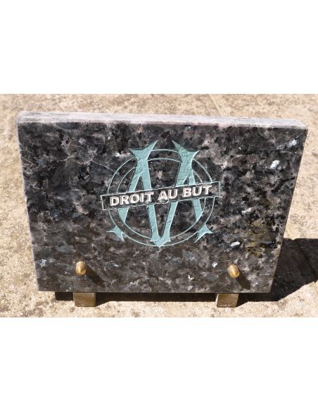 Plaque Funéraire En Granit Rectangulaire Couleur labrador bleu Avec Gravure 3 Formats Disponible