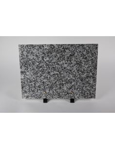 Plaque funéraire en granit rectangulaire couleur gris du tarn avec gravure 3 formats disponible